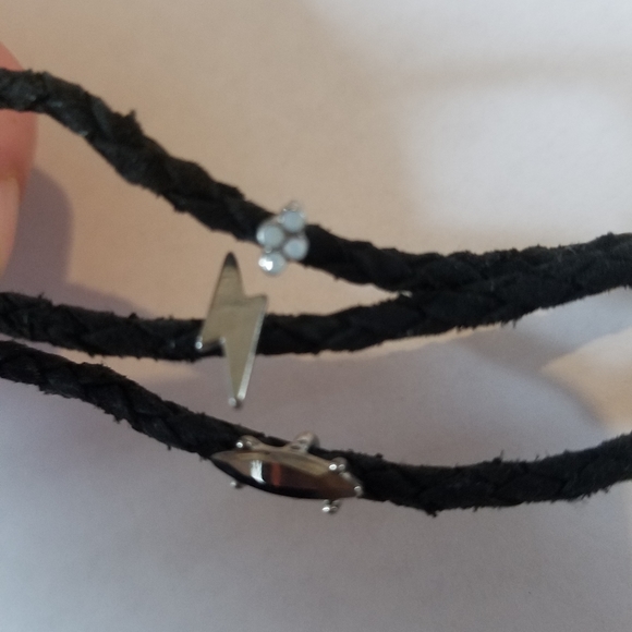 free people black leather choker with 3 charms - Picture 2 of 2